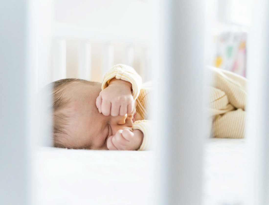 Wave Goodbye to the Swaddle: A Parent’s Guide to the Great Transition